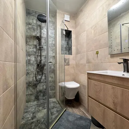 Spacious 3 Bedroom - Laveli Apartament Varna